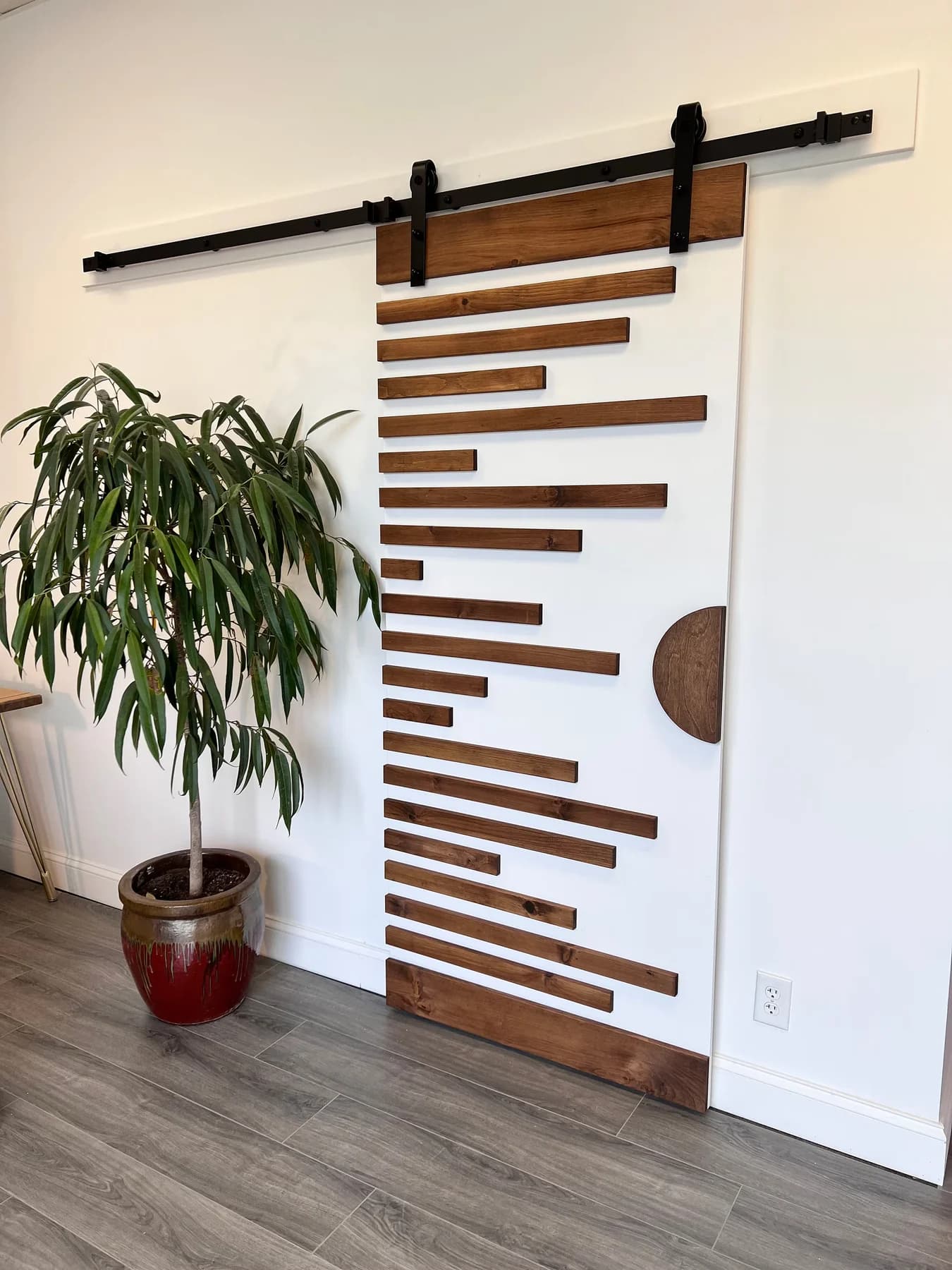 Offset-Slat Barn Door design direction